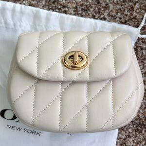 COACH Quilted Crossbody with Gold Chain and Charms • BNWT